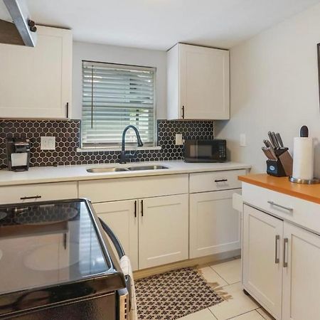 Cozy Heights 2 Bd Bungalow, Walkable هيوستن المظهر الخارجي الصورة